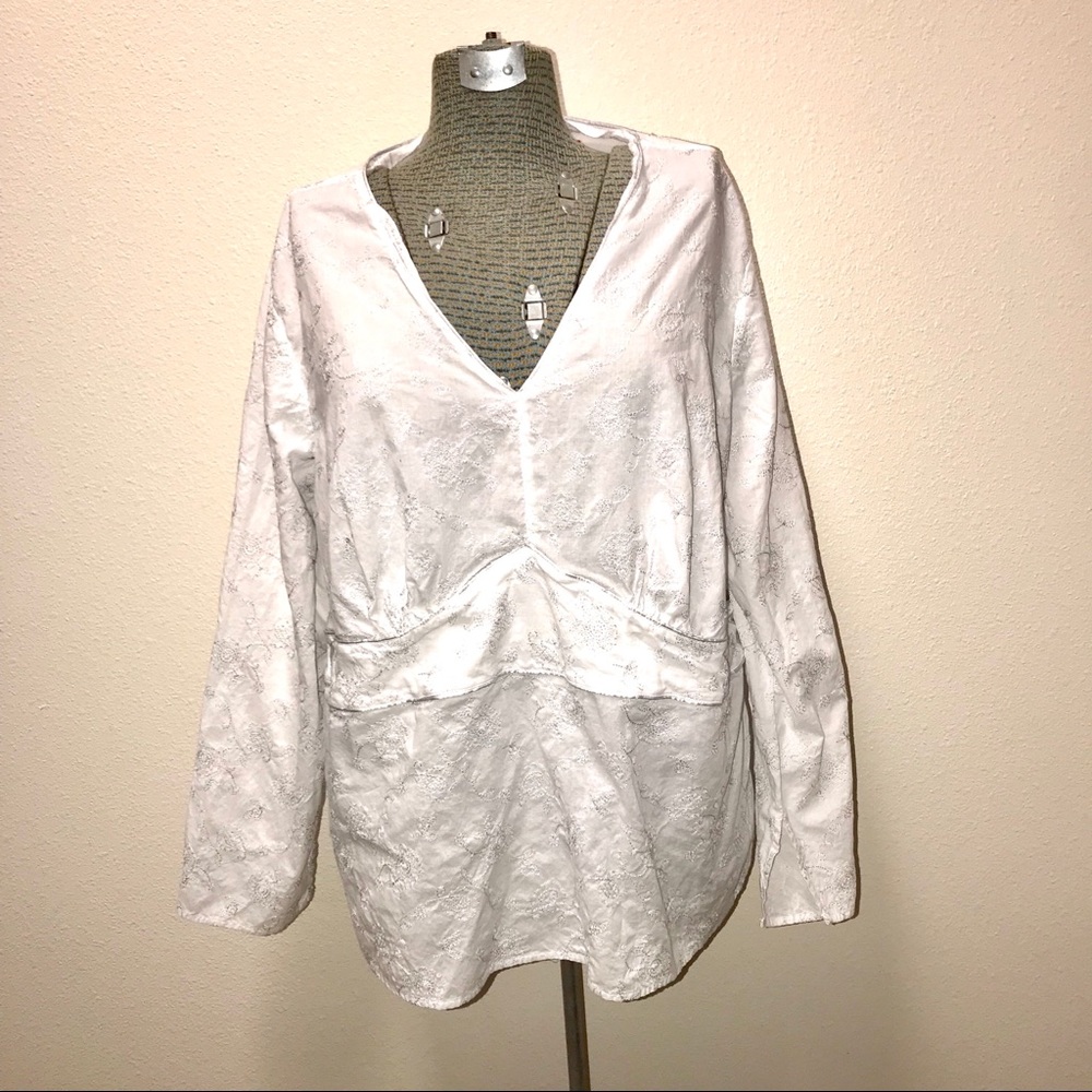 Venezia Lane Bryant White Embroidered Top 26/28